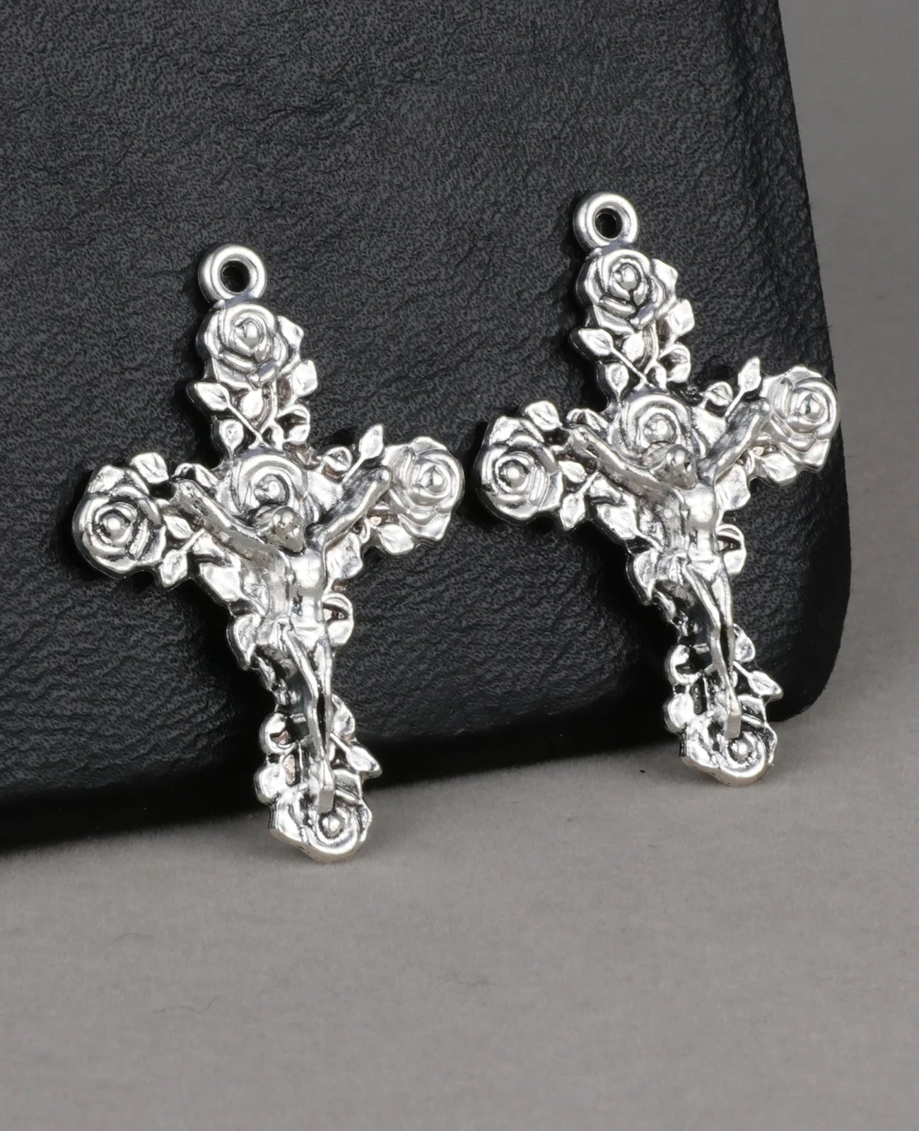 5Pcs Religious Rose Crucifix Cross Pendant Charms for DIY Rosary Chaplet Necklace Bracelet Religious Keepsake Church Supplies