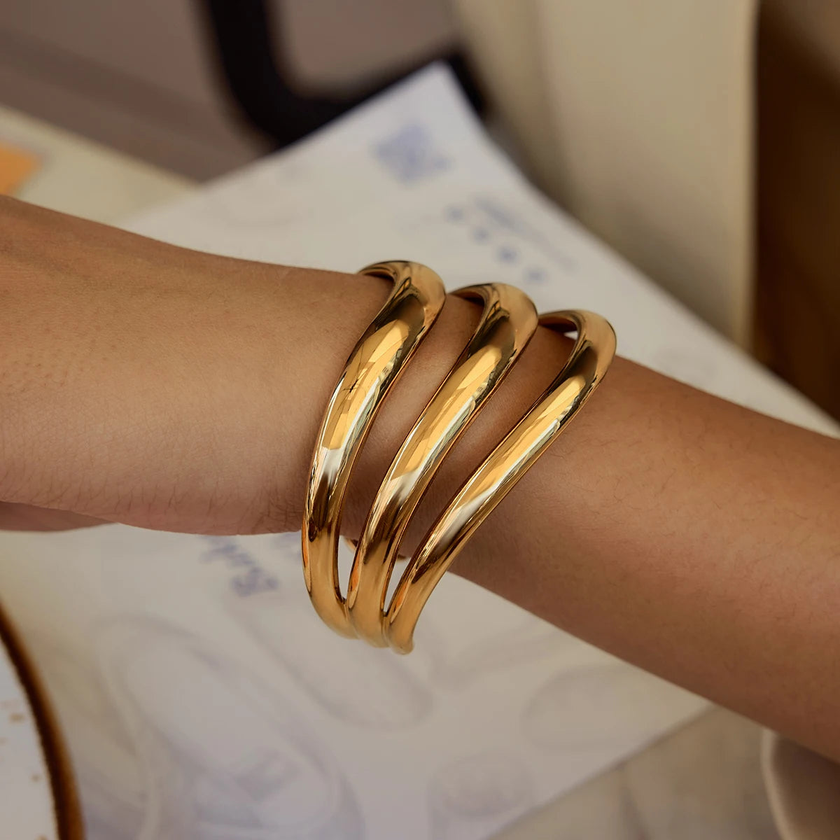 Uworld Minimalist Smooth Hollow Three layer Bracelet 18K Gold Color Plated Stainless Steel Linear Bracelet Women's Jewelry